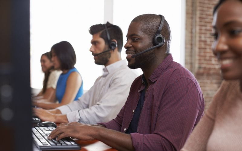 telecoms-companies-call-centre