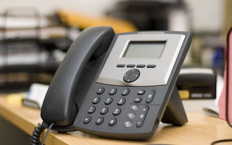 voip-service-providers-pbx-phone-min