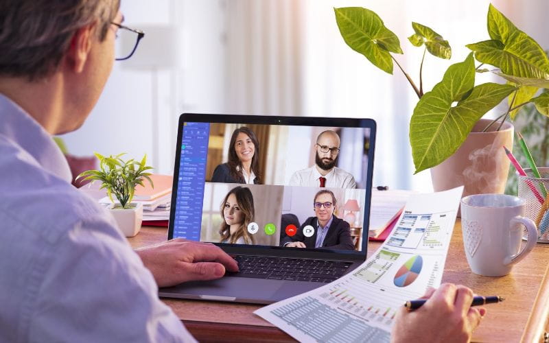 voip-service-providers-team-meeting (1)