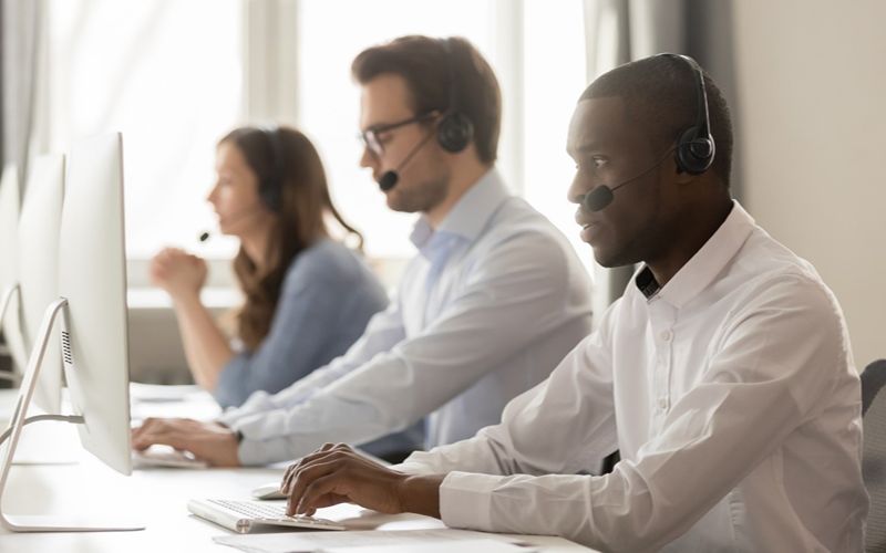 call-centre-numbers-marked-as-spam-in-south-africa-man-working (1)